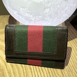 🔥GUCCI SHERRY LINE KEY HOLDER🔥